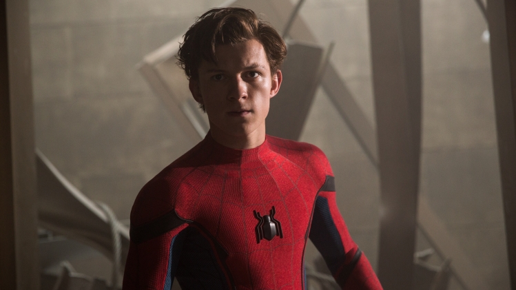 Tom Holland reprendra son rôle de Spider-Man dans une nouvelle trilogie.