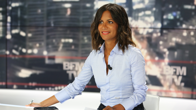 Aurélie Casse présente Ligne Rouge sur BFMTV. 