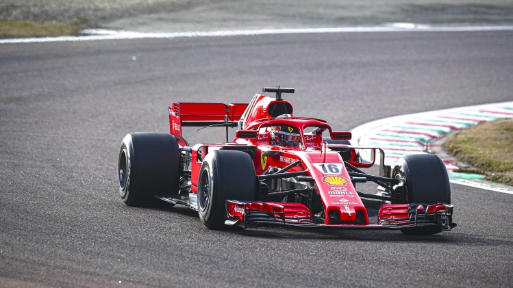 Charles Leclerc au volant de sa Ferrari.