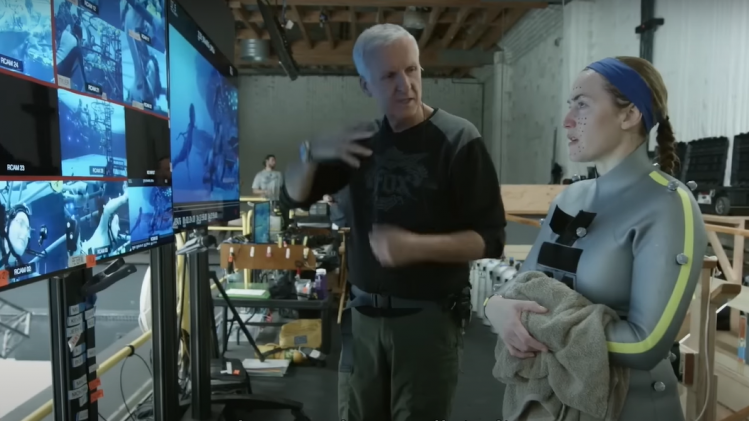 James Cameron avec Kate Winslet sur le tournage d