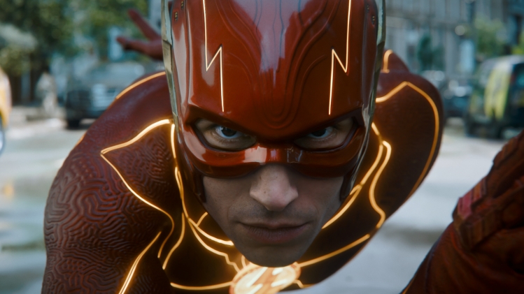 The Flash avec Ezra Miller sortira au cinéma le 14 juin prochain.