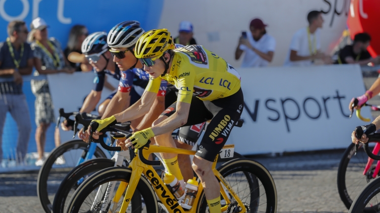 Jonas Vingegaard, maillot jaune du Tour de France 2022, en quête d