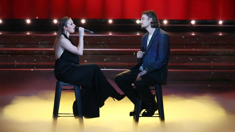 Sur le plateau de la Star Academy, ce samedi 30 décembre, Pierre a inteprété une chanson en duo avec Héléna. 
