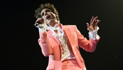 Mika sortira prochainement un album entièrement interprété en Français.