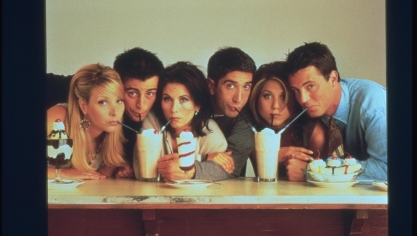 Ce 15 novembre, tous les acteurs de Friends ont rendu un dernier hommage à Matthew Perry. 