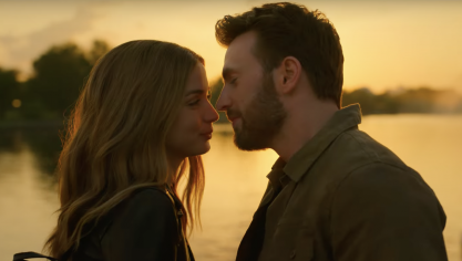 Ana de Armas et Chris Evans forment un drôle de couple dans Ghosted