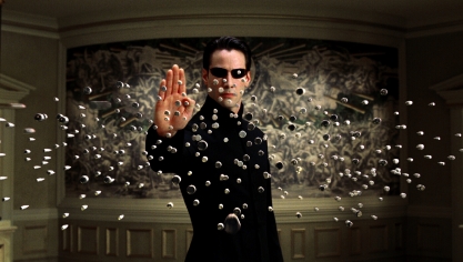 Keanu Reeves incarne Néo dans la saga Matrix