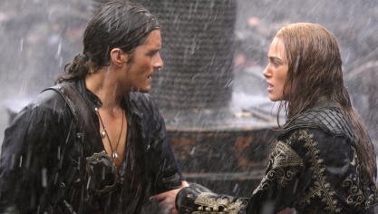 Will Turner (Orlando Bloom) et Elizabeth Swann (Keira Knightley) dans Pirates des Caraïbes 3.