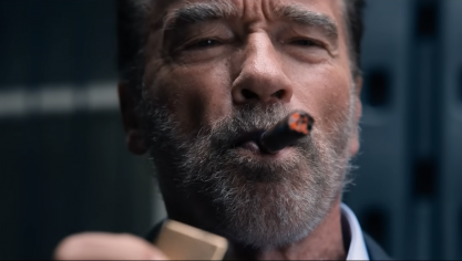 Arnold Schwarzenegger incarne un agent de la CIA à la retraite dans Fubar