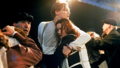 Kate Winslet et Leonardi DiCaprio dans Titanic de James Cameron