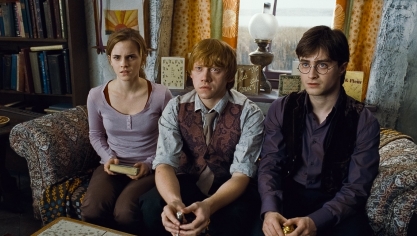 Emma Watson, Rupert Grint et Daniel Radcliffe dans Harry Potter et les reliques de la mort partie 1.