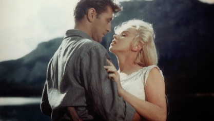 Robert Mitchum et Marilyn Monroe dans Rivière sans retour.