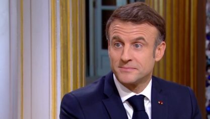 Sur le plateau de C à vous, Emmanuel Macron a réagi au dernier numéro de Complément d