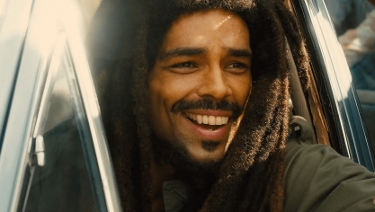 Kingsley Ben-Adir dans Bob Marley : one, le mercredi 14 février au cinéma. 