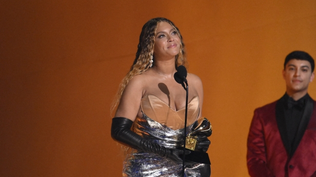 Beyoncé est devenue l'artiste la plus récompensée dans l'histoire des Grammy Awards avec 32 victoires