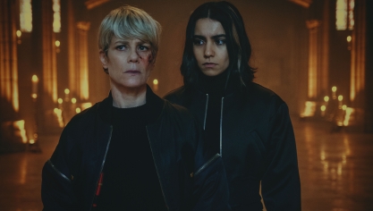 Marina Foïs et Lina El Arabi dans Furies, disponible sur Netflix.