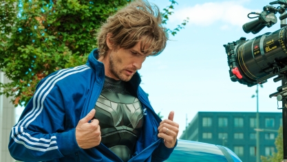 Philippe Lacheau dans son film Super-héros malgré lui.