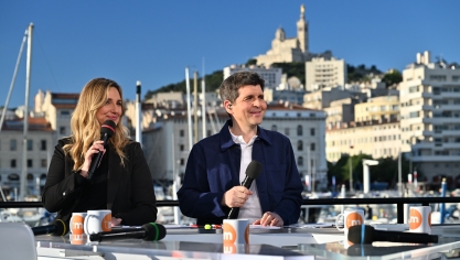 Marie Portolano et Thomas Sotto, en direct de Marseille ce 8 mai 2024 pour l